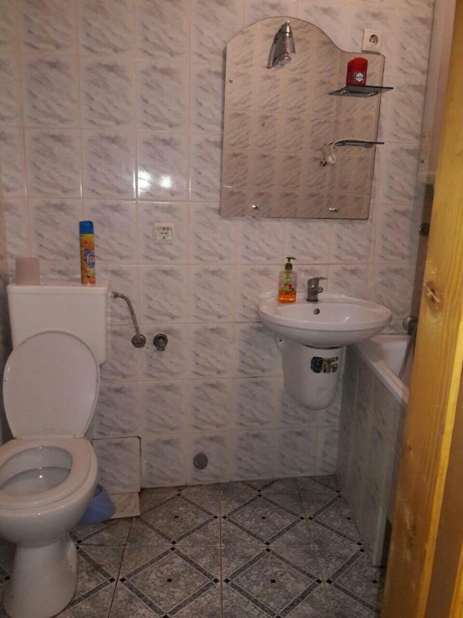 Квартира Між Вокзалом І Центром Lviv Eksteriør bilde