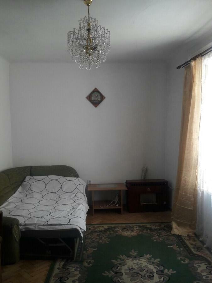 Квартира Між Вокзалом І Центром Lviv Eksteriør bilde